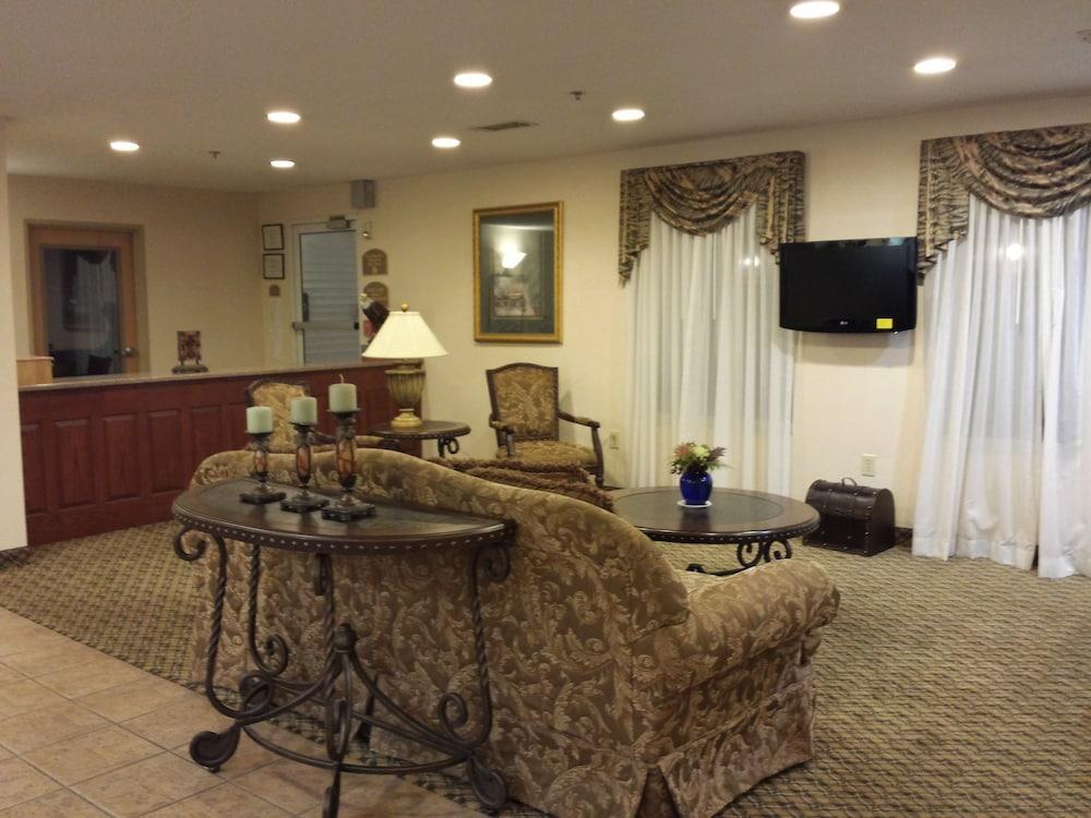 Clarion Pointe-Dillard Near Blue Ridge Mountains Otel Dış mekan fotoğraf