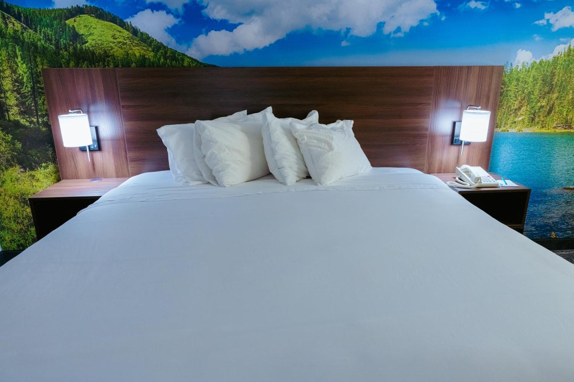 Clarion Pointe-Dillard Near Blue Ridge Mountains Otel Dış mekan fotoğraf