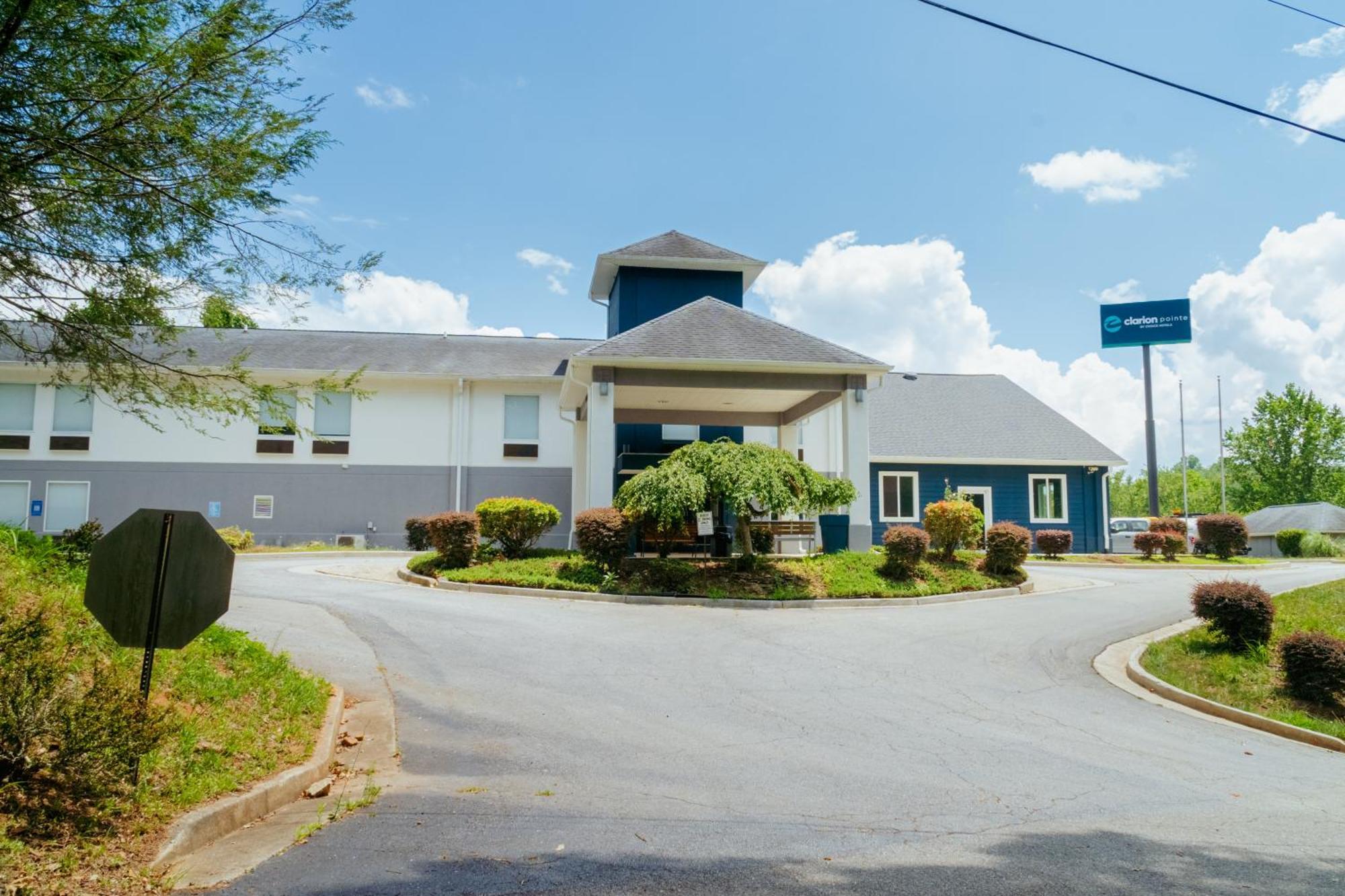 Clarion Pointe-Dillard Near Blue Ridge Mountains Otel Dış mekan fotoğraf